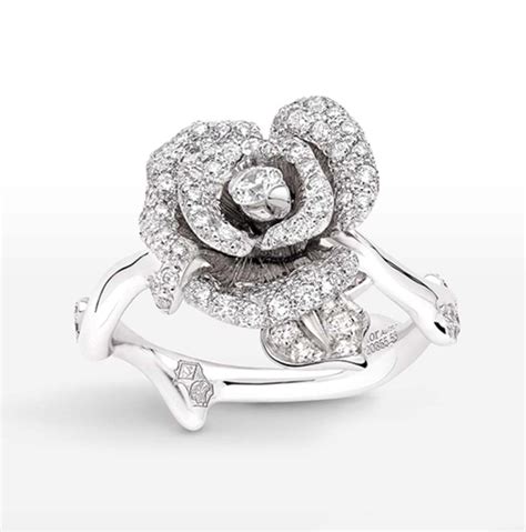 dior flower ring